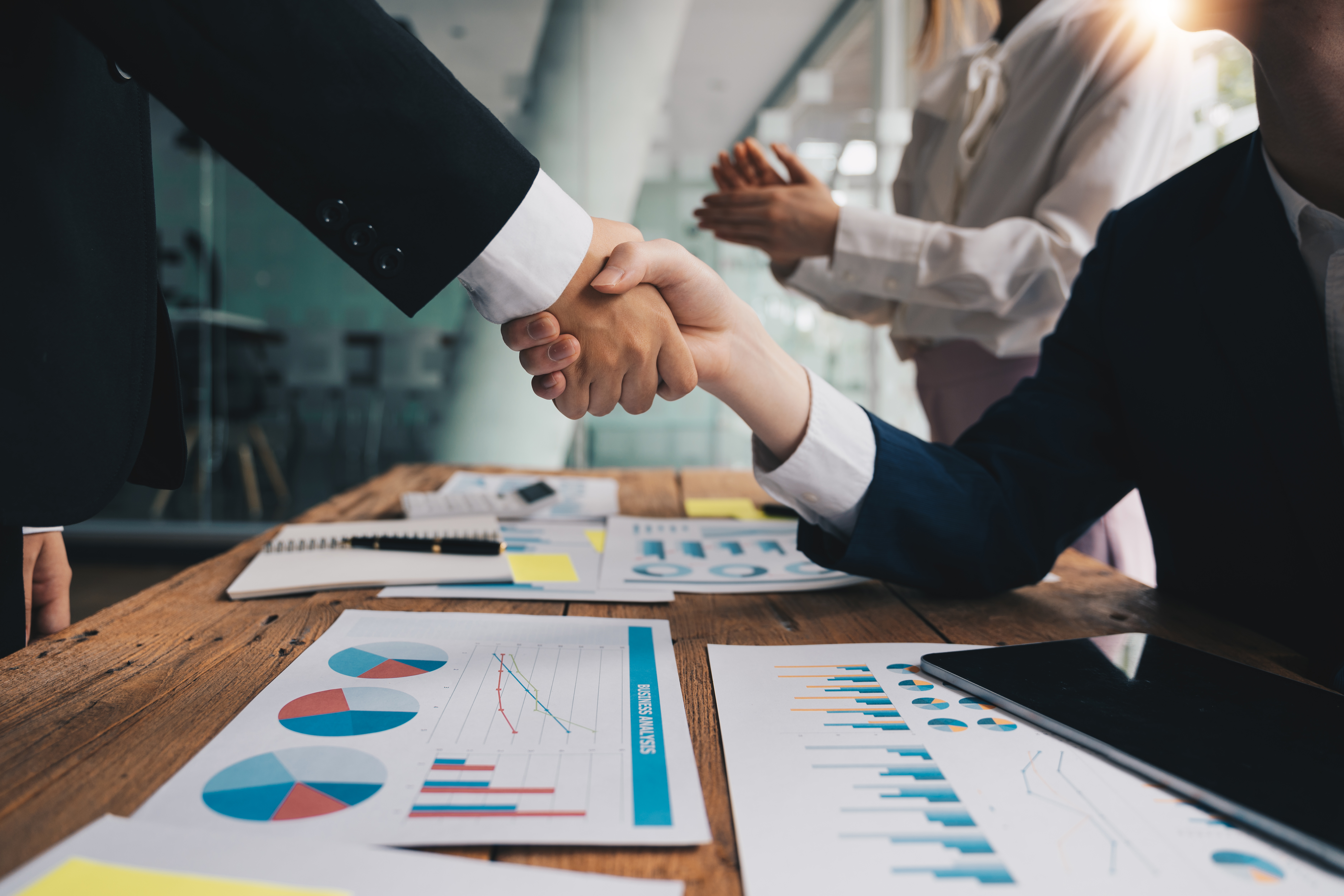 business-people-shaking-hands